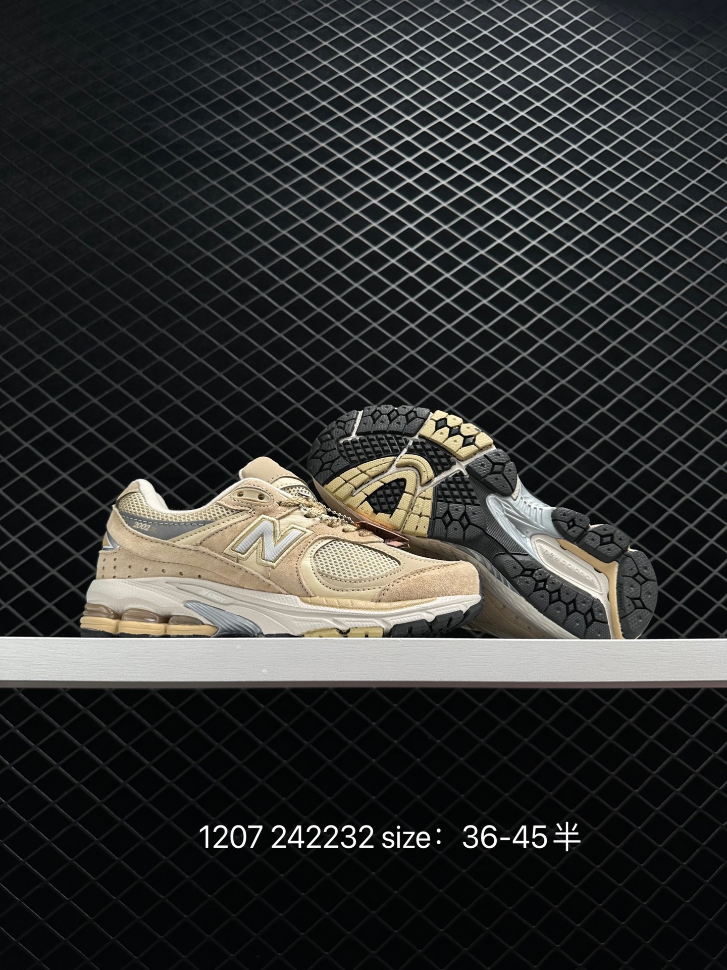 New Balance  ML2002RBA